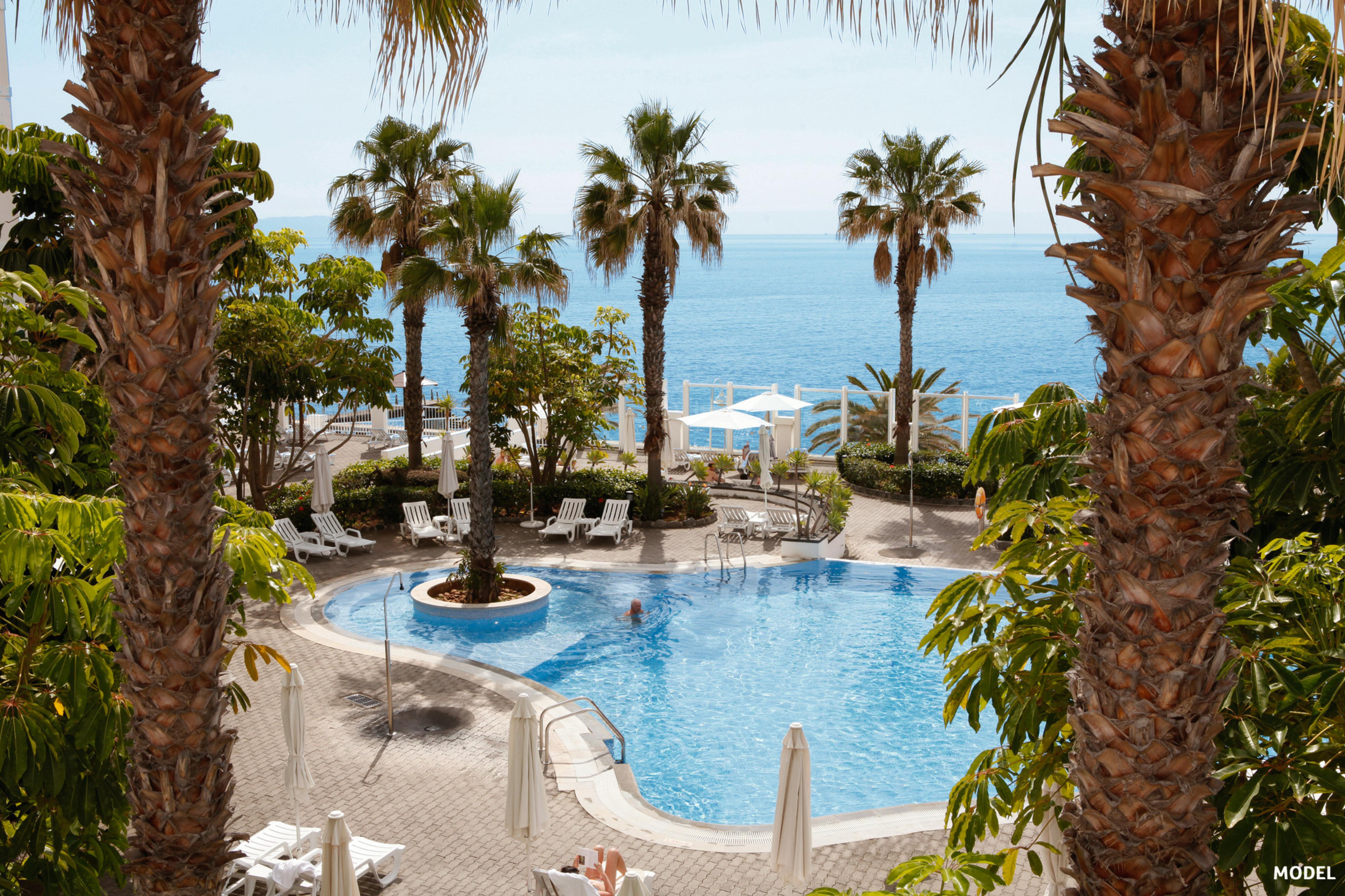 Riu Madeira Hotel Canico  Exterior photo